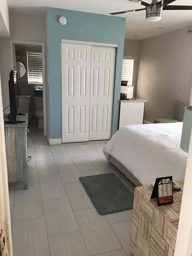 Lauderdale-by-the-Sea Courtyard Villa Hotel מראה חיצוני תמונה