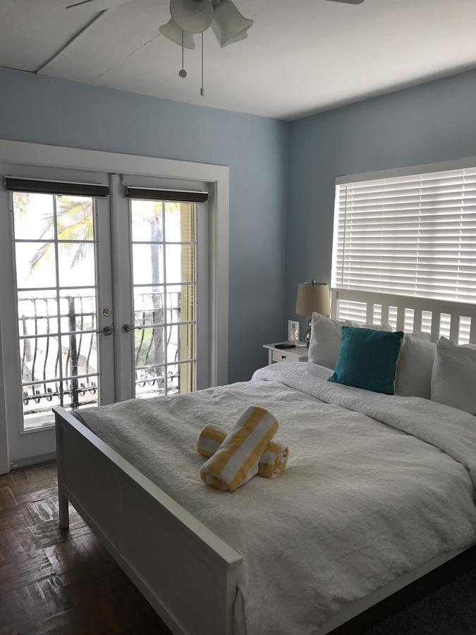 Lauderdale-by-the-Sea Courtyard Villa Hotel מראה חיצוני תמונה