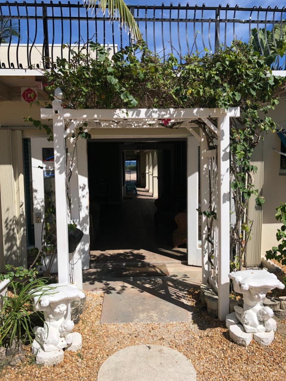 Lauderdale-by-the-Sea Courtyard Villa Hotel מראה חיצוני תמונה